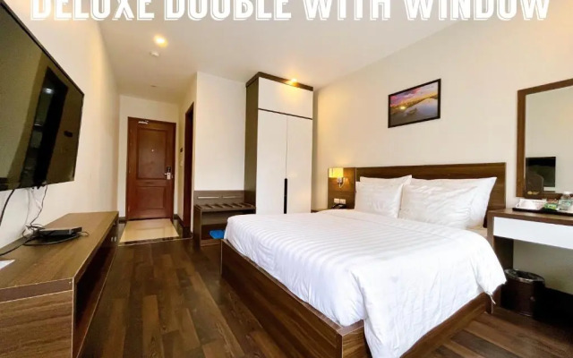 Paragon Noi Bai Hotel and Pool