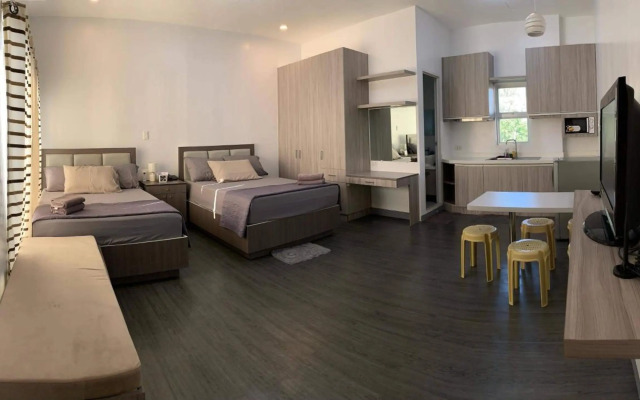 Cozy Unit at the heart of Balanga City