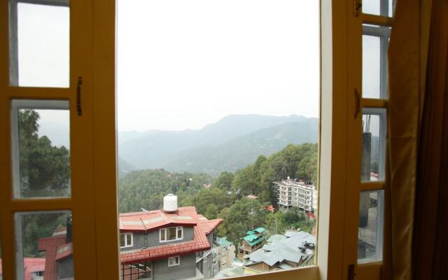 Hotel Aangan Regency