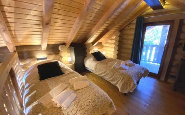 L'ours Noir Chalet en Rondins