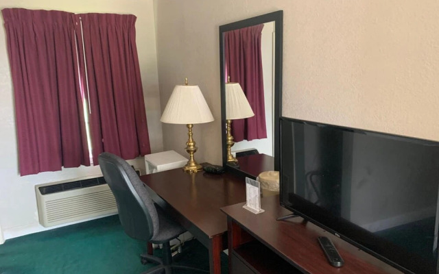 OYO Sheldon's Motel And Restaurant