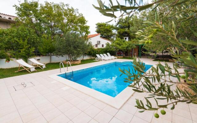 Villa Croatica Apartments