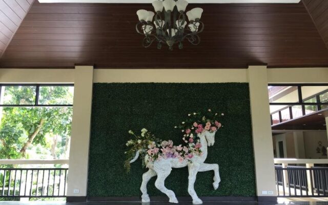 Hillcreek Gardens Tagaytay Hotel