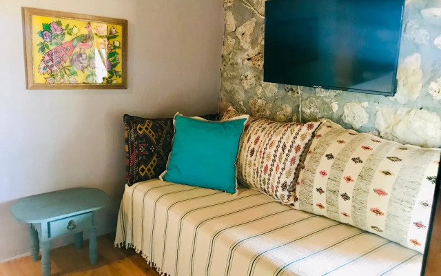 Kale Lodge - Adults Only