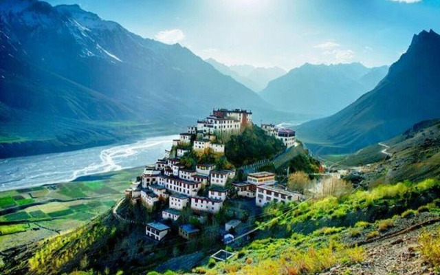 Hotel Khakshal Chubi