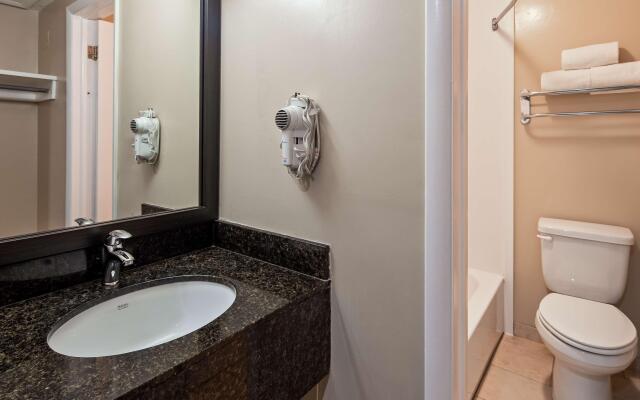 Best Western River Terrace