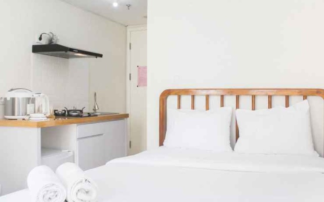 Comfort and Minimalist Studio Apartment at Springlake Summarecon Bekasi By Travelio – Guest Rooms – Bekasi