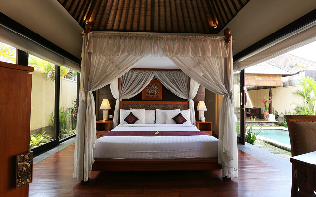 The Sanyas Suite – Guest Rooms – Kerobokan Kelod