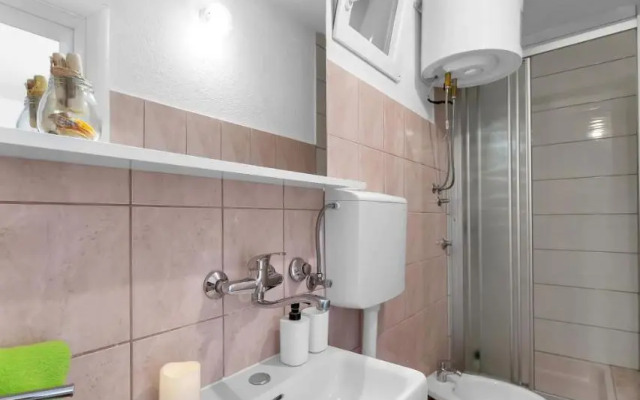 Apartments & Rooms Safić