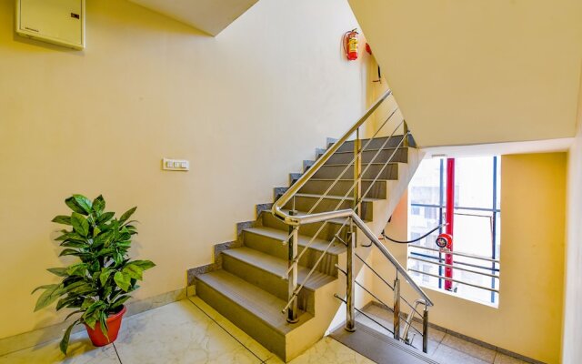 Raj Palace I by FabHotel