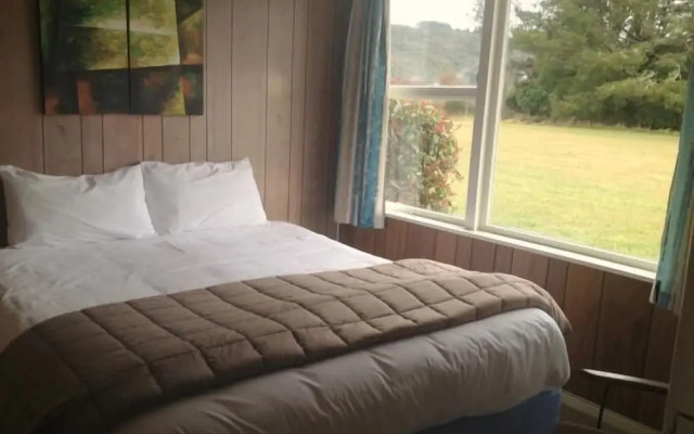 Rainbow Motel Tokaanu