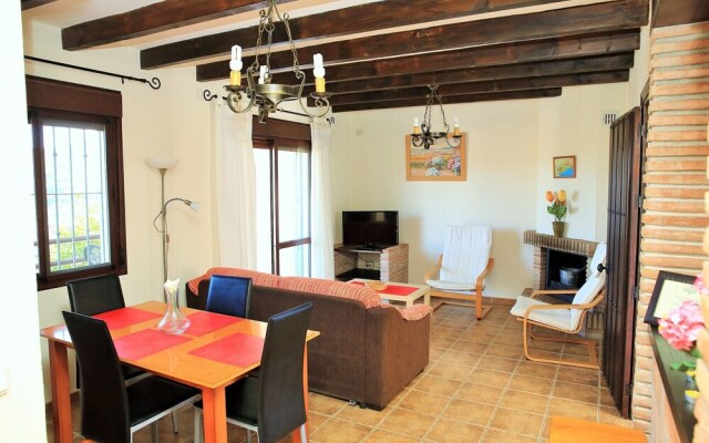 Cozy Rural Tourism Accommodation in Huetor Spain