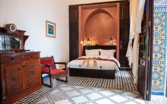 Riad Maison Bleue And Spa