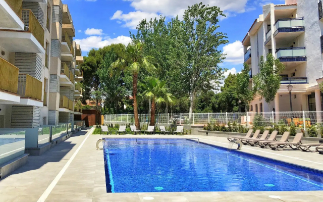 Apartamentos Pins Marina 24