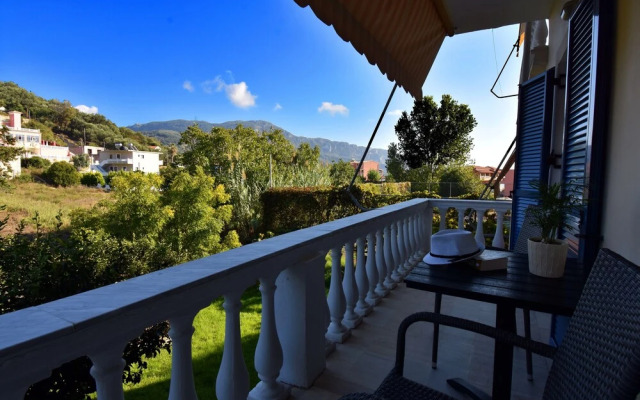 "althea Apartment, Spacious Apt at Delfini Resort"