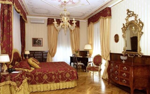 Hotel Jolanda