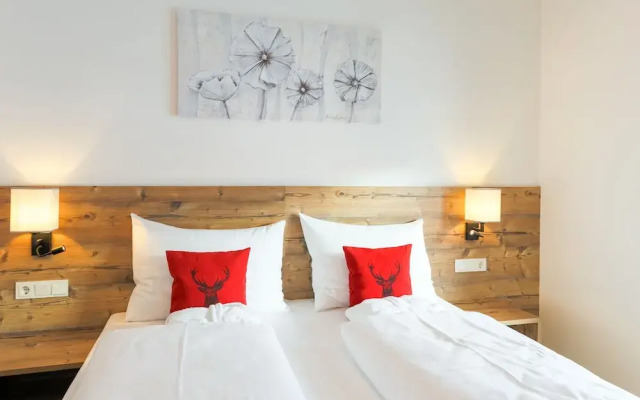 Aurora Mountain Chalet