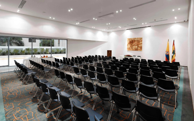 Hotel Estelar En Alto Prado