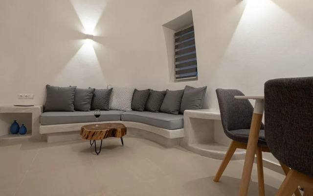 Santoterra Antigua Suites