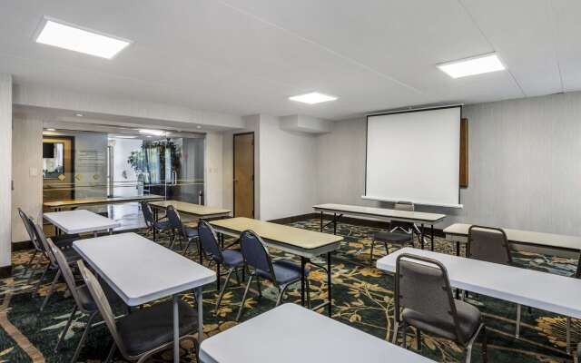 Best Western Harrisburg North Hotel