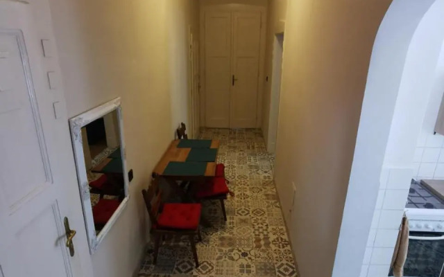 Antikvilla Apartman