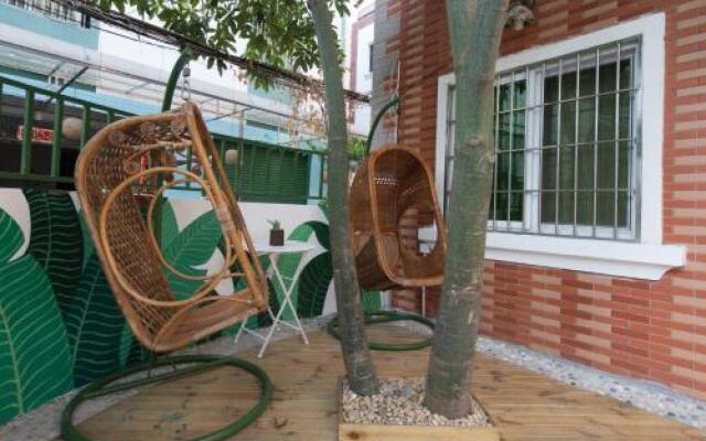 Fresh Summer Inn
