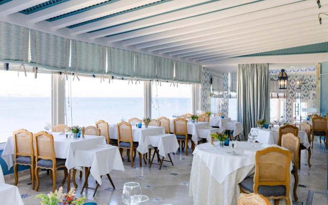 The Albatroz Hotel