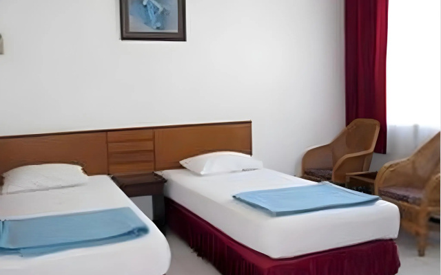 Hotel Tosari – Guest Rooms – Malang