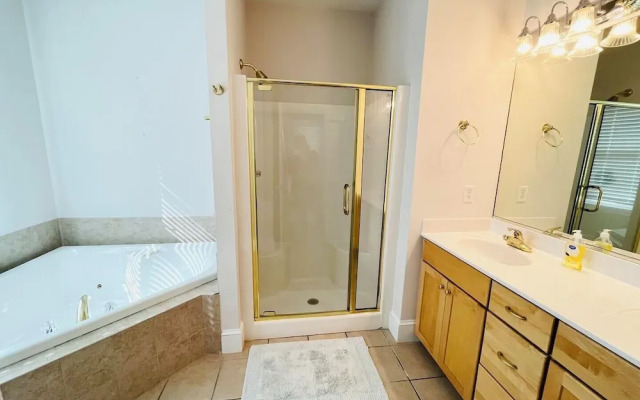 ST Lawrence Street 13