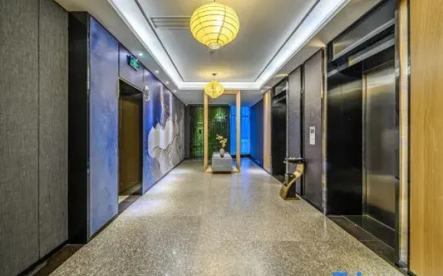 Xiadou Hotel (Nanning Nanhu Square Metro Station Store)