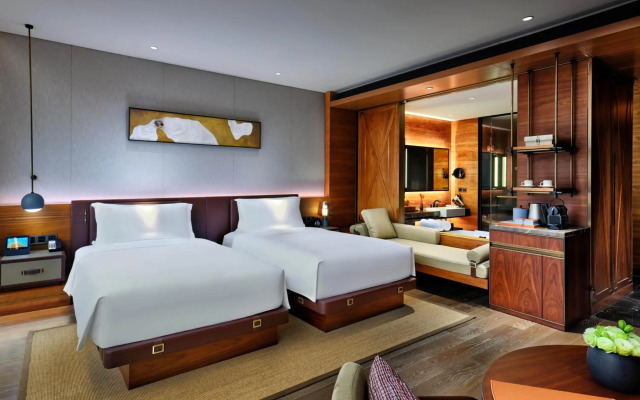 InterContinental Shanghai Wonderland by IHG