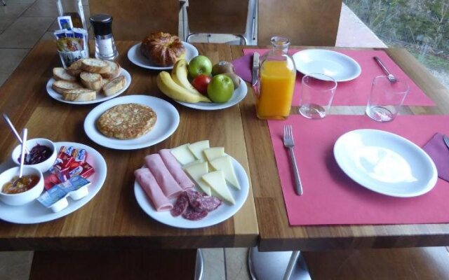 Hostal Rural Arrobi Borda