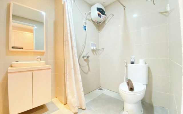 Homey And Comfort Stay Studio Sentraland Semarang Apartment