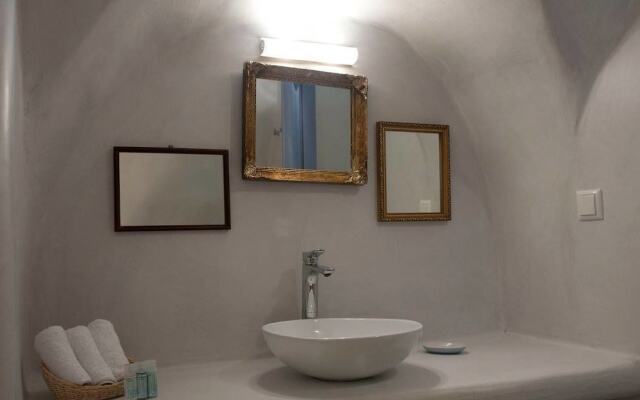 Olyra Traditional Cave Houses