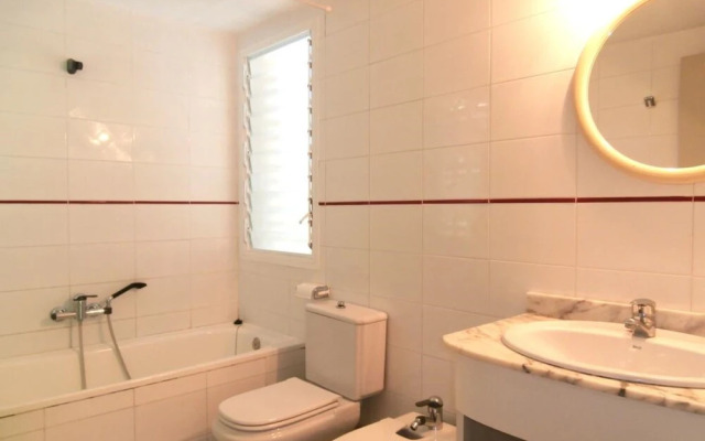 106136 - Apartment in Begur