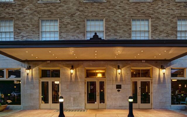 The Lasalle Hotel, Bryan College Station, A Tribute Portfolio Hotel