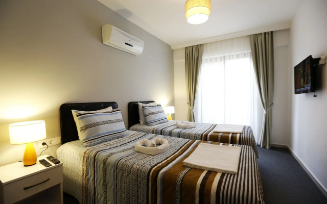Hi̇mm Hotel