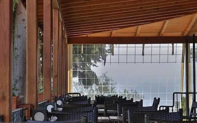 Akamoy Boztepe Hotel & restaurant