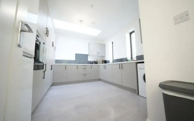 Ealing Broadway Great Stay