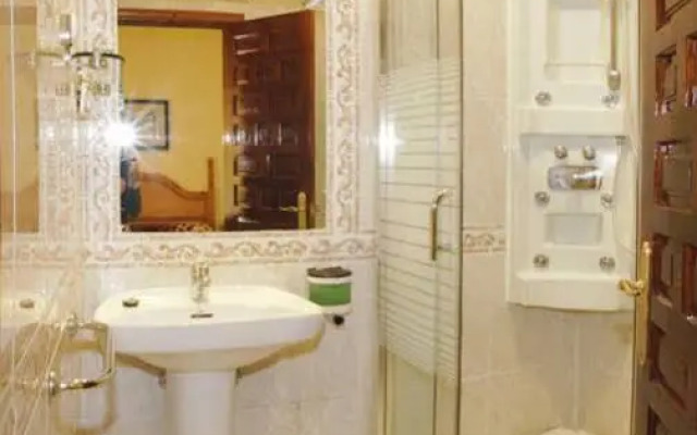 Hostal Toledo Plaza