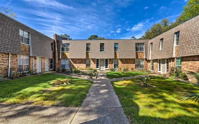 Sun-kissed Vacation Rental in Pensacola!