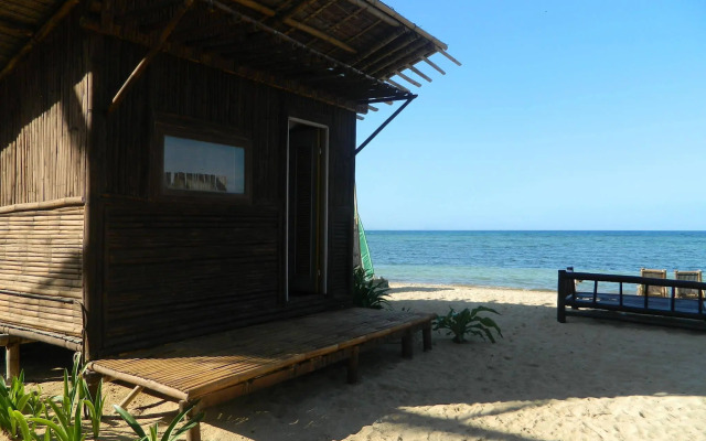 MangoRiders Beach Club