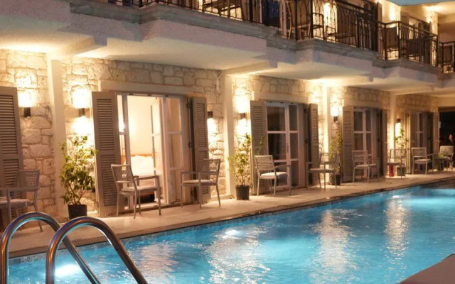 Q Alaçatı Otel (+16  adult)