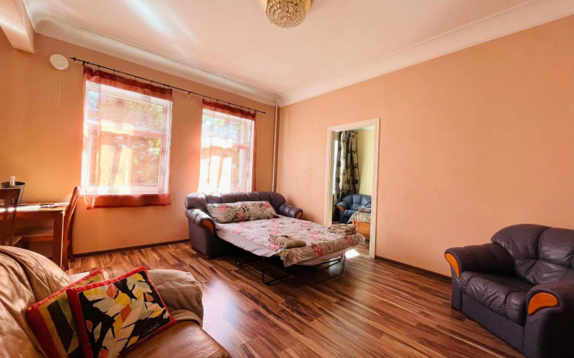 City Center Daily Apartment