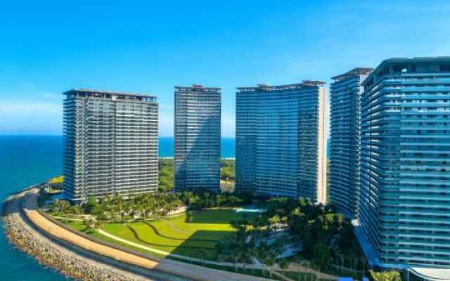 Sparkling Legend  Apartment