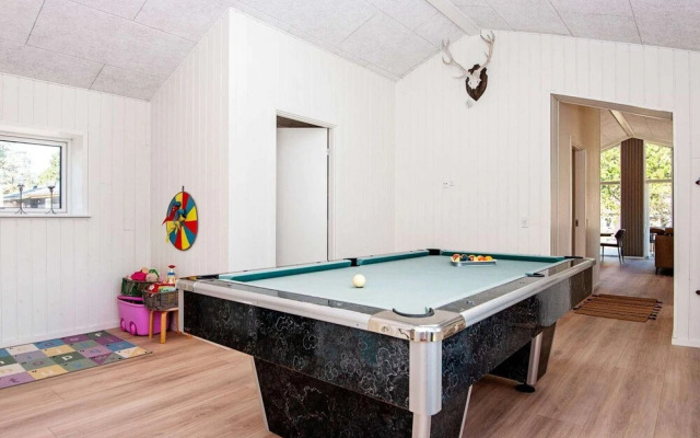 6 Person Holiday Home in Romo