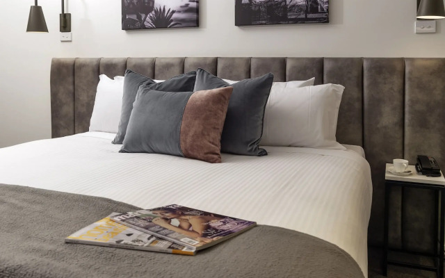 Oaks R Suites Geelong