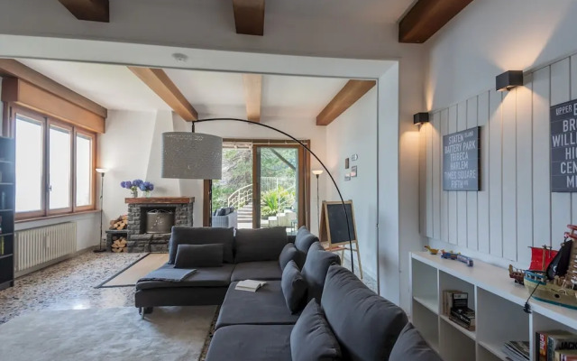 Villa Chiara Moltrasio With Private Garden by Rent all Como