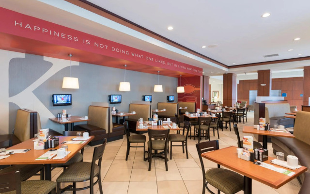 Holiday Inn Aurora North - Naperville by IHG