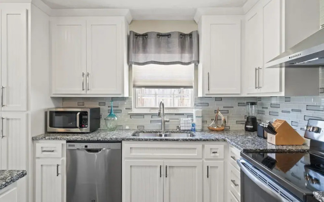 Beachy Bonanza by Book That Condo